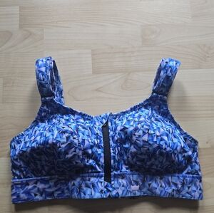 Shefit Ultimate Sports Bra Blue Prism in size 1Luxe